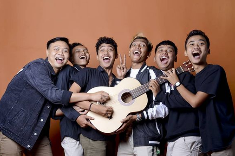 Grup musik asal Sleman, Daerah Istimewa Yogyakarta, Aftershine, melalui Instagram mereka, @aftershine.official.