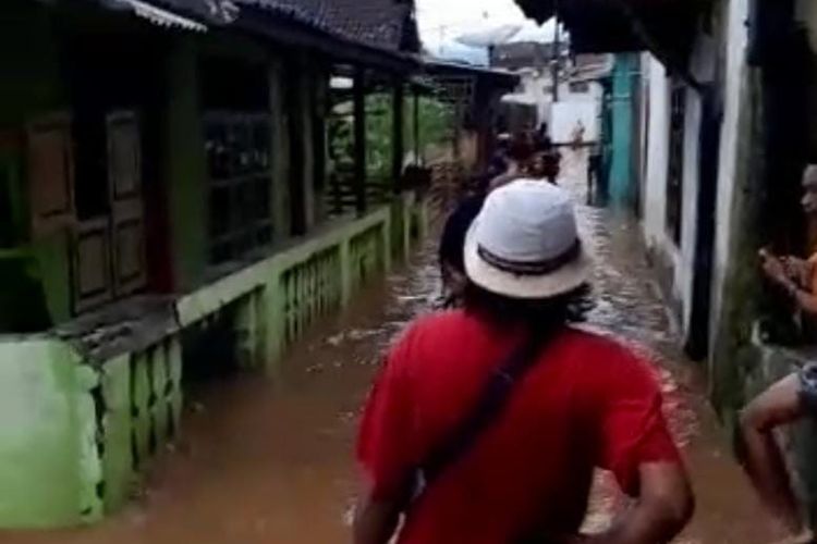 Banjir Bandang di Kecamatan Empang, tujuh desa dan ribuan rumah terendam Sabtu (25/2/2023)