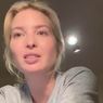 Tanpa Makeup dan WFH, Ivanka Trump Kirim Pesan Menenangkan