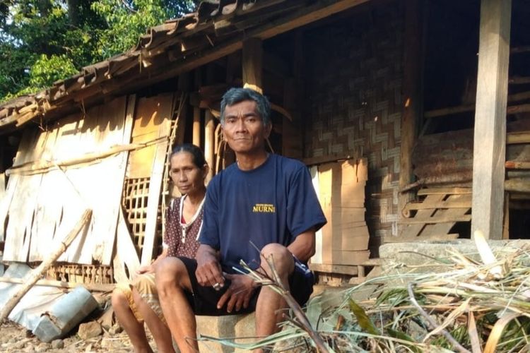 Tupan dan istrinya tinggal di perbukitan di Kalurahan Kampung, Ngawen, Gunungkidul
