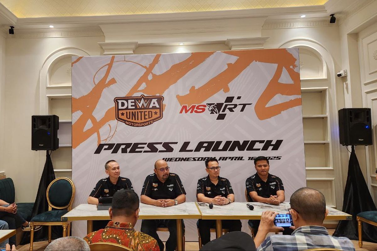 Dewa United Motorsports X MSRT targetkan juara nasional 2025 dengan pereli andal dan mobil berperforma tinggi.