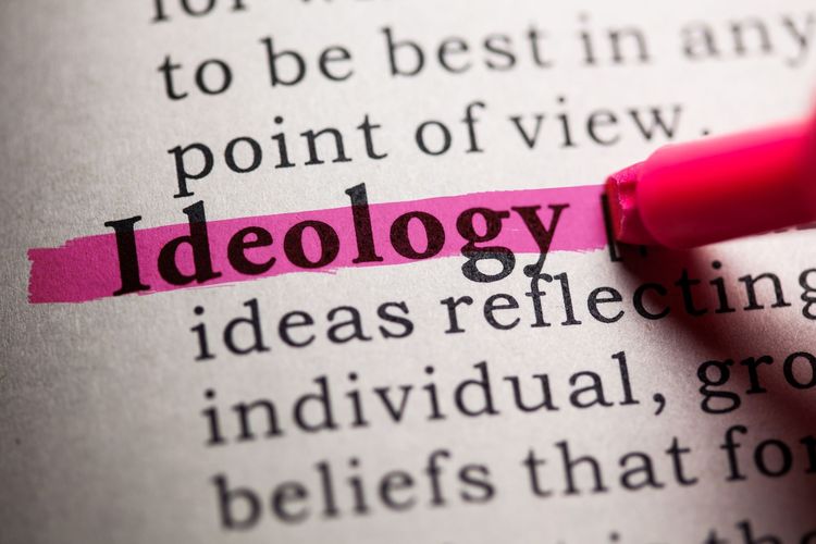 Ideologi tertutup merupakan ajaran atau pandangan dunia yang menentukan tujuan serta norma politik dan sosial yang dianggap sebagai suatu kebenaran.