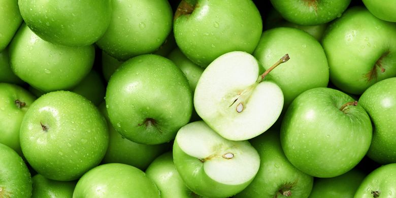 ilustrasi apel hijau, buah pemicu asam lambung.