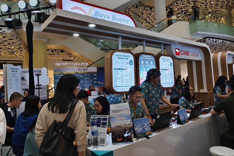 Cathay Pacific Travel Fair 2024 di Gandaria City, Jakarta, Kamis (29/2/2024). 