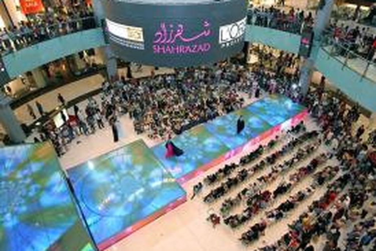 The Dubai Mall sering menggelar acara fashion show karya perancang ternama dunia.