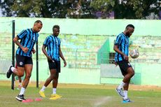 Arema FC Ungkap Alasan Slot Pemain Asing Tak Kunjung Lengkap