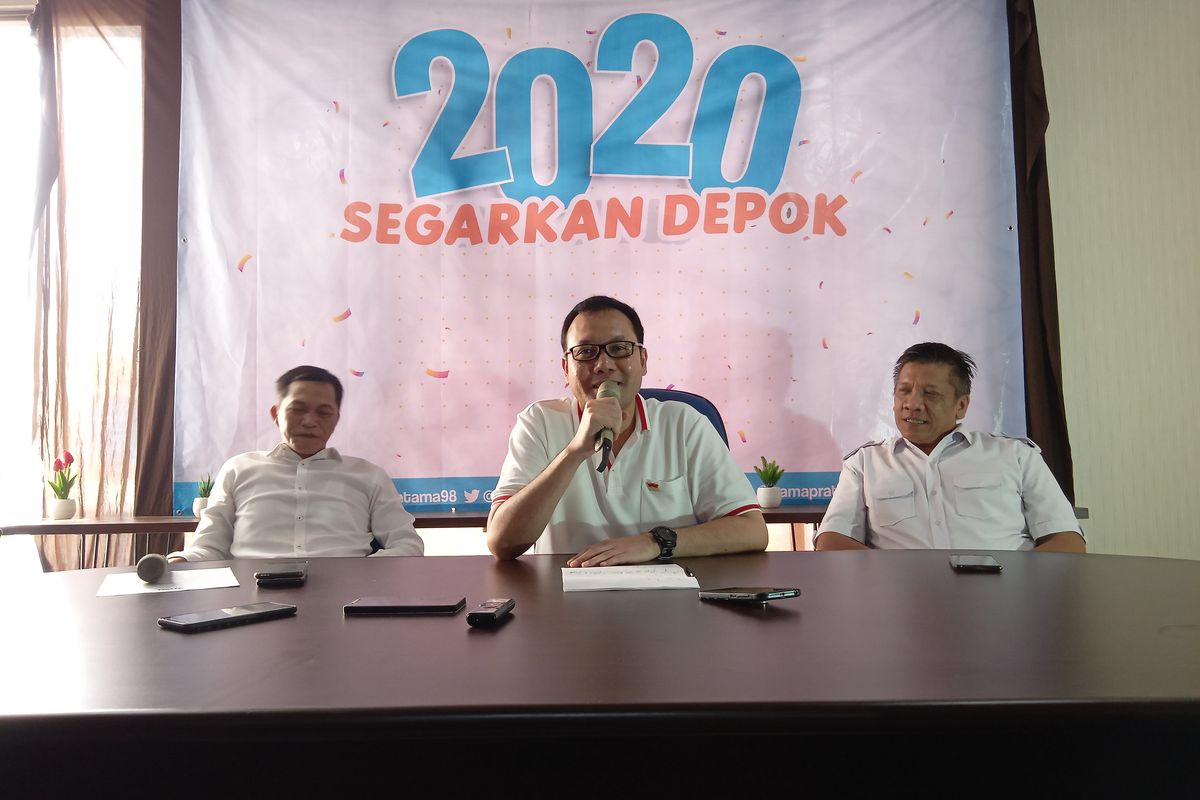 Rama Pratama mendeklarasikan diri sebagai bakal calon wali kota Depok 2020 di kawasan Grand Depok City, Rabu (15/1/2020)