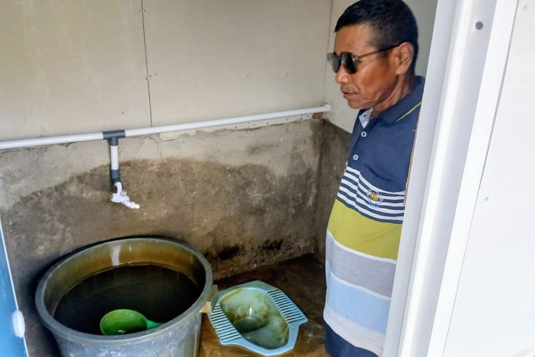 Air Keruh di Huntara, Penyintas Banjir Padang Alami Gangguan Kesehatan
