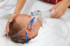 6 Gejala Infeksi Paru-paru pada Bayi, Waspadai Batuk dan Pilek