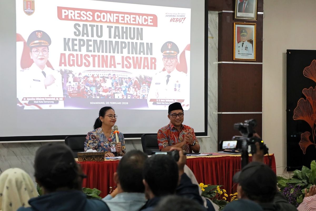 Satu tahun kepemimpinan Wali Kota Semarang, Agustina Wilujeng Pramestuti dan Wakil Wali Kota Iswar Aminuddin (Agustin-Iswar).