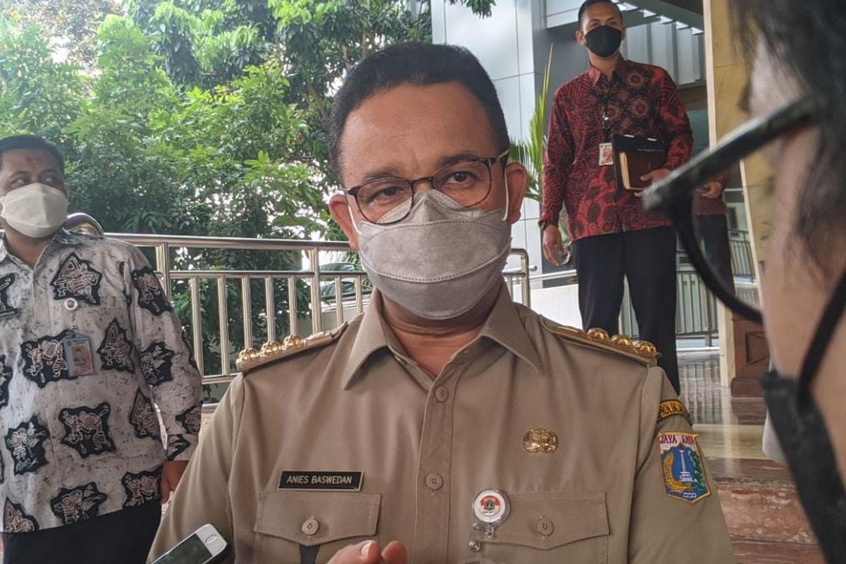 Gubernur DKI Jakarta Anies Baswedan saat ditemui di Balai Kota DKI Jakarta, Selasa (17/5/2021)