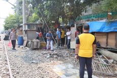 Belasan Sajam Disita dalam Penggerebekan Kampung Bahari, Polisi: Diduga untuk Melawan Petugas 