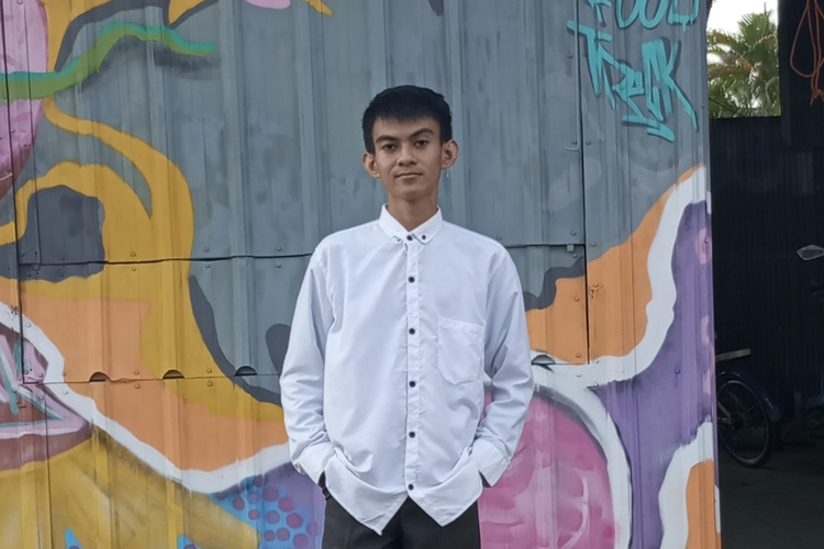 Muhammad Arifin Ilham, fresh graduate sekolah menengah atas berhasil membangun bisnis percetakan pribadinya di usia 19 tahun