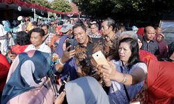 Putus Sekolah Turun Drastis, Hendi Siap Gratiskan Sekolah Swasta