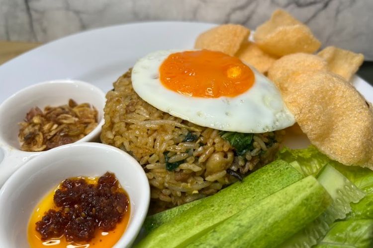 Nasi goreng jawa ala Foodplace. 