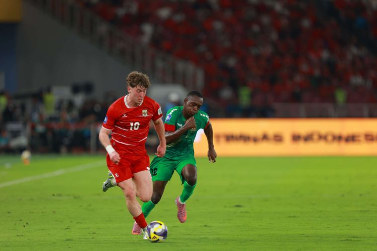 Pemain Timnas Indonesia Ole Romeny beraksi pada laga FIFA Series 2026 antara Indonesia vs Saint Kitts and Nevis di Stadion Gelora Bung Karno, Jakarta, Jumat (27/3/2026). Indonesia menang 4-0 atas Saint Kitts and Nevis.
