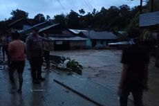 Banjir Bandang Terjang Entikong, Ratusan Rumah Rusak dan 253 Keluarga Mengungsi