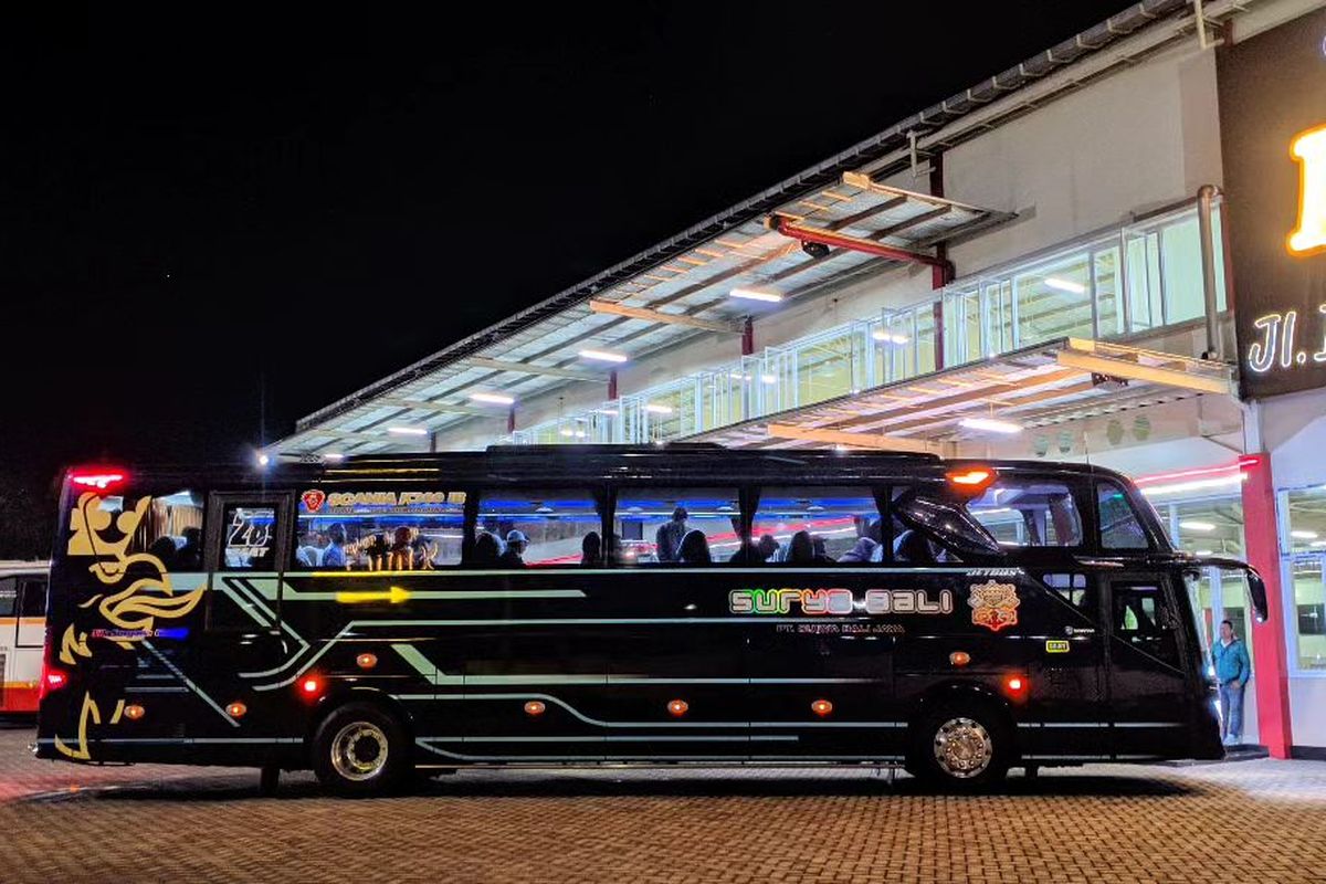 Bus baru PO Surya Bali