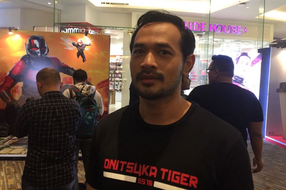 Oka Antara saat menghadiri pemutaran film perdana Ant-Man and the Wasp di Kota Kasablanka, Jakarta Selatan, Selasa malam (4/7/2018).