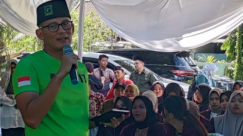 Tanggapi Kader PPP Membelot Dukung Prabowo, Sandi: Kami Ikhtiar Menangkan Ganjar
