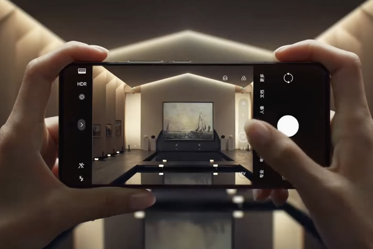 Ilustrasi memotret objek dengan zoom optik 5x dari lensa Xiaomi 15 Pro