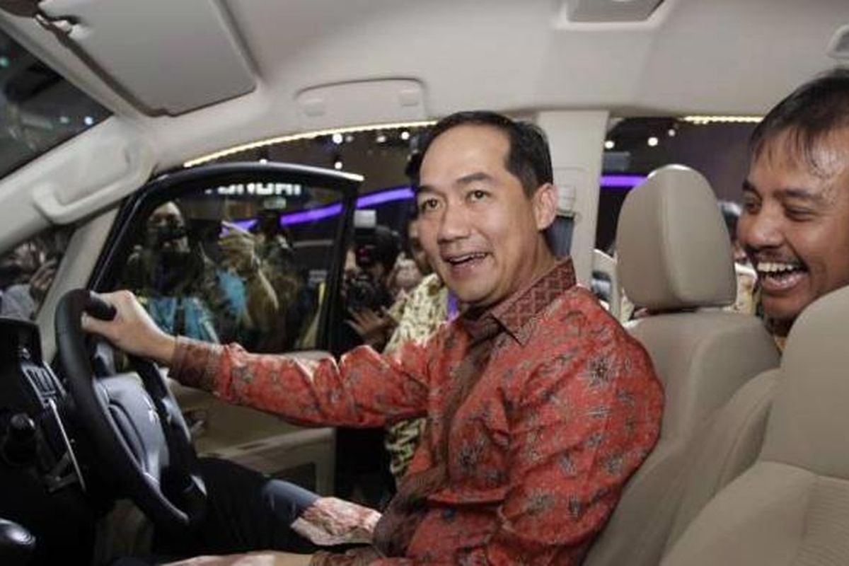 Muhammad Lutfi saat menjabat Menteri Perdagangan di pameran Indonesia International Motor Show 2014, di JIExpo, Kemayoran, Jakarta , Kamis (18/9/2014).