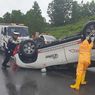 Akibat Rem Lengket, Mobil Fortuner Terguling di Tol Pekanbaru-Dumai