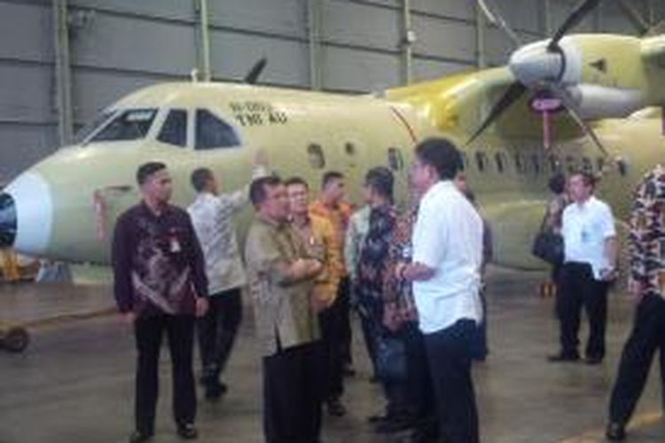 Wakil Presiden Jusuf Kalla telah melihat proses produksi CN 235 di PT Dirgantara Indonesia (DI).