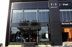 Mazda Bertahan dengan Sisa Gerai ”Peninggalan” MMI