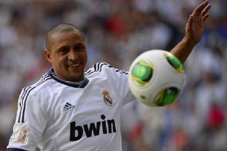 Legenda Brasil dan Real Madrid, Roberto Carlos. 