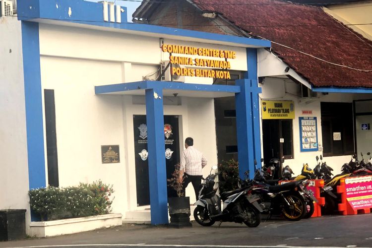 Gedung command center Polres Blitar Kota yang menjadi salah satu tempat pemeriksaan saksi oleh penyidik KPK, Senin (14/7/2025)