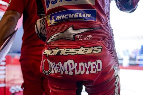 Curhat, Dovizioso Pakai Baju Balap Bertuliskan Pengangguran