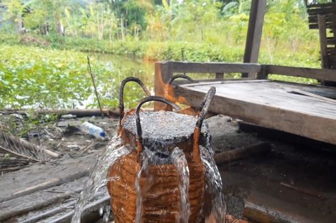 Muncul Sumber Air Asin dan Bisa Terbakar di Karanganyar, Ini Kata Ahli