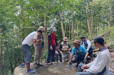 Melihat Situs Batu Tulis, Jejak Purbakala di Desa Tepal Sumbawa