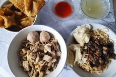 Mencoba Bakmi Topping Ayam Kampung Rebus yang Buka di Jaksel 