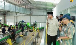 Tinjau Pengolahan Sampah Pasuruhan, Menteri PU: Wujudkan Kebersihan DPSP Borobudur sebagai Destinasi Wisata Kelas Dunia