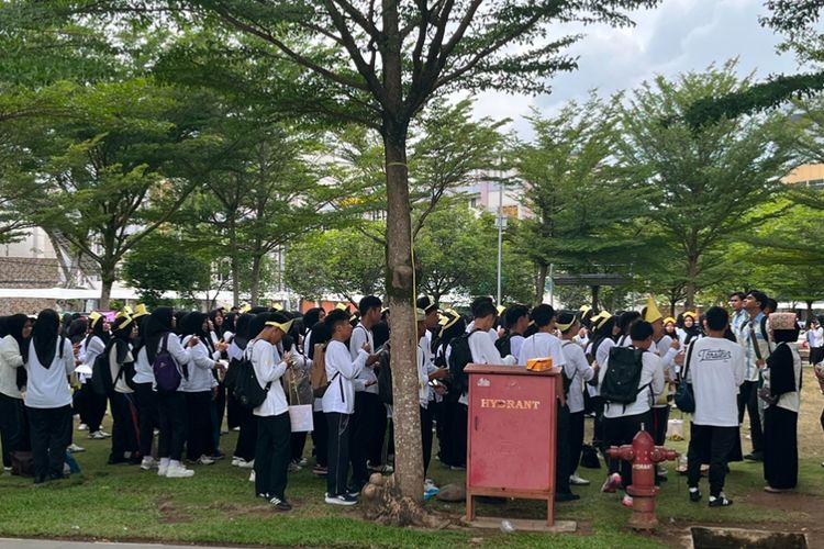 Video Maba UNP Jalan Jongkok Viral, Kampus Bantah Ada Perpeloncoan