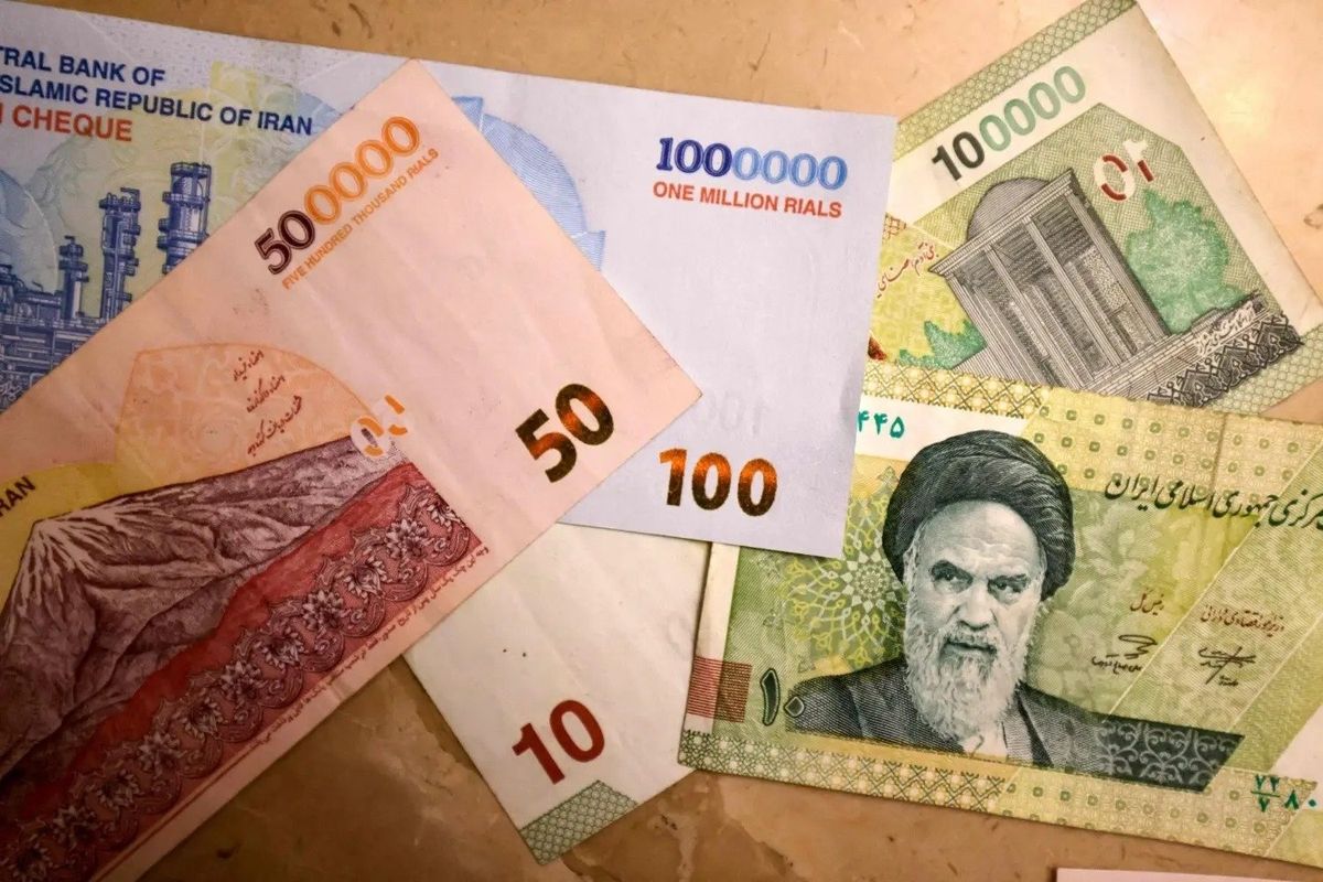 Nilai Tukar Rial Iran Anjlok Parah, Rp 20.000 Kini Setara Jutaan