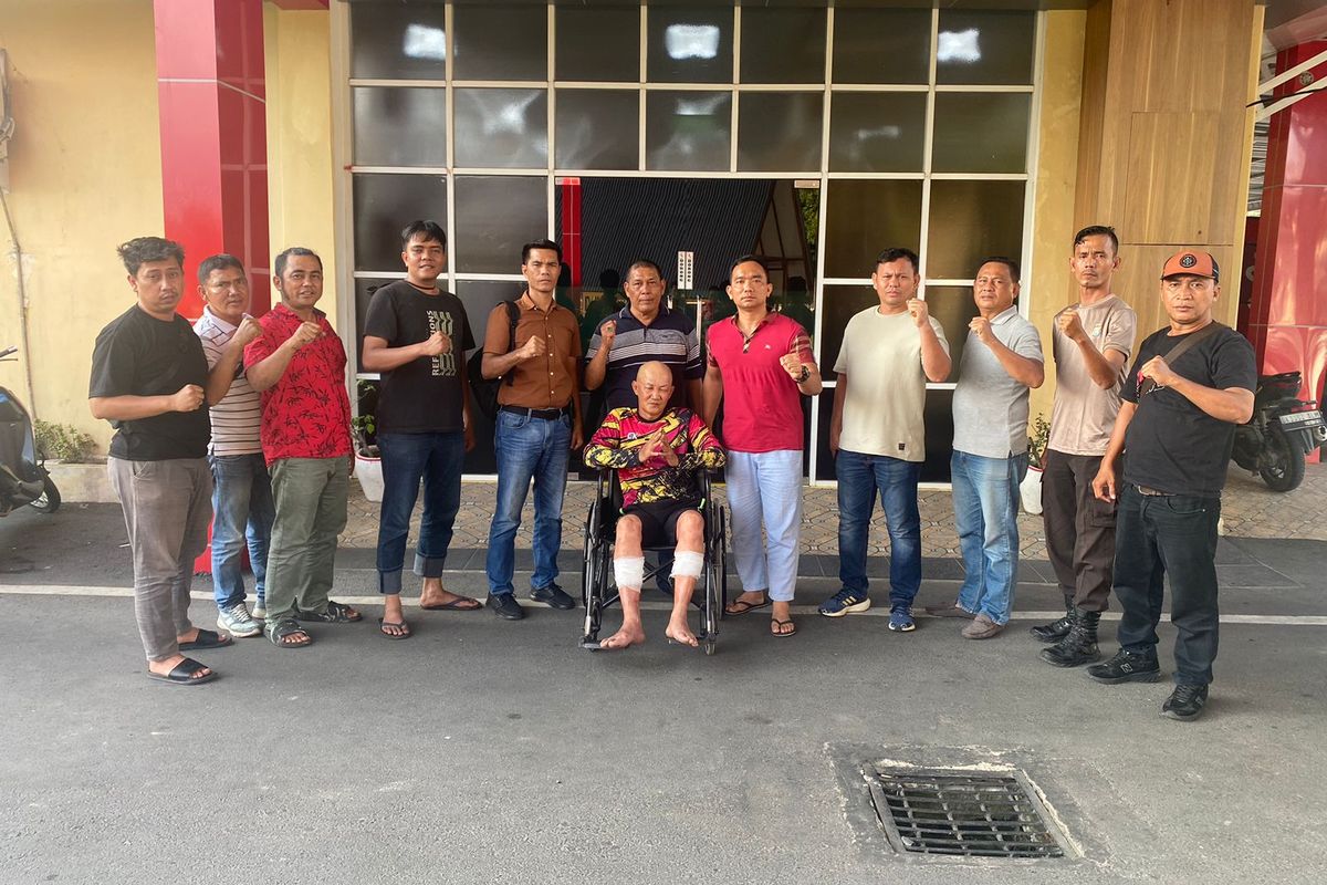 Johanes Tambun Eugene (59) saat berada di Rumah Sakit Bhayangkara Medan pada Sabtu (16/11/2024). 