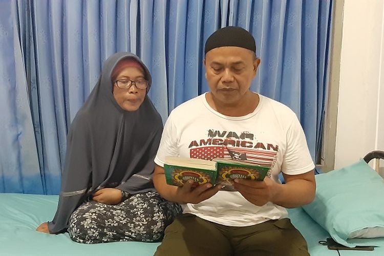 Puri Sulistyowani dan sang suami yang setia menemani di rumah singgah YKI Marsudi Husada