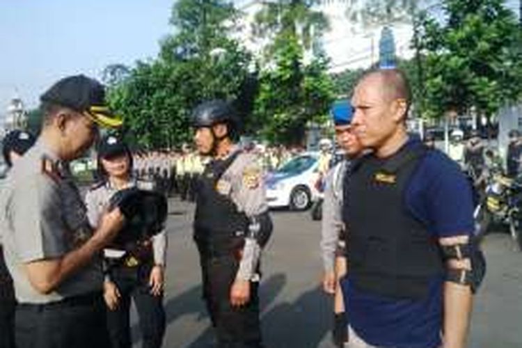 Kapolrestabes Bandung Kombes Pol Winarto saat melaunching tim khusus kejahatan jalanan di Mapolrestabes Bandung, Rabu (22/6/2016)
