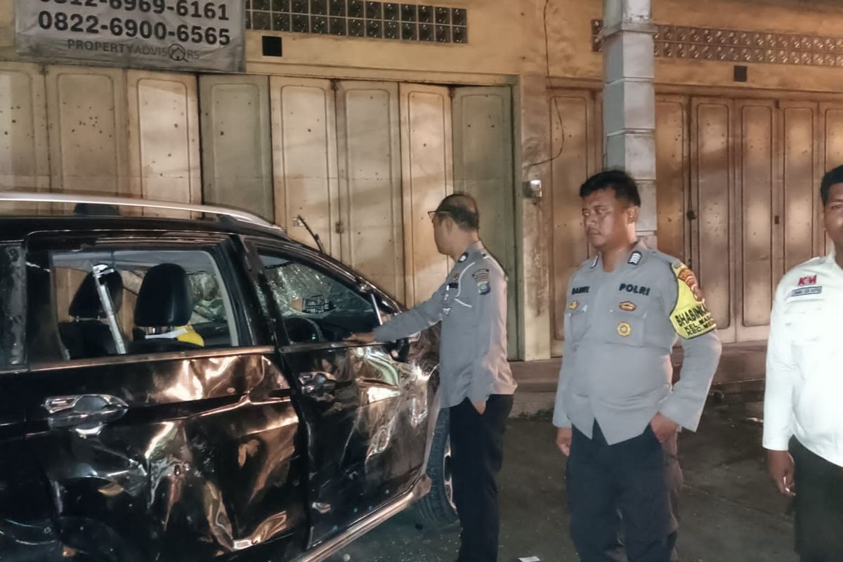 Seorang pengendara mobil Xpander menabrak sejumlah kendaraan dan seorang pejalan kaki di dekat pintu Tol Tanjung Mulia Hilir, Kecamatan Medan Deli, Kota Medan pada Rabu (4/12/2023)