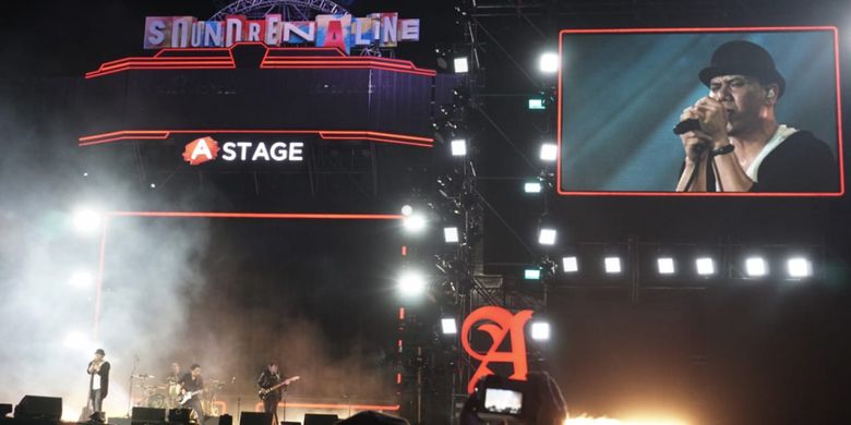 Grup band asal Surabaya PADI Reborn menjadi salah satu penampil di festival musik Soundrenaline 2018 yang digelar di Garuda Wisnu Kencana, Badung, Bali, Sabtu (8/9/2018).