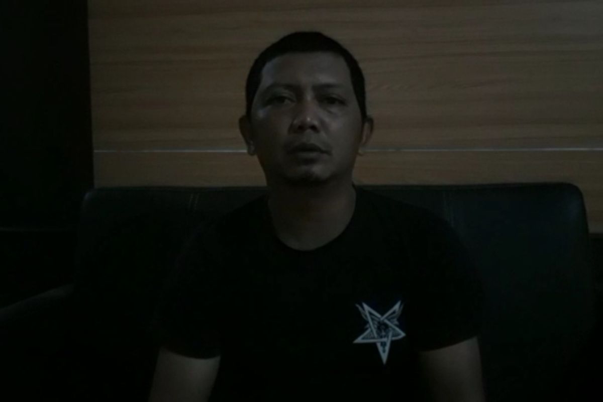 Ajid (39), pelaku pelecehan seksual yang memotret bagian sensitif tubuh perempuan, inisial I di kawasan wisata Kawah Ratu, Taman Nasional Gunung Halimun Salak (TNGHS), Bogor, Jawa Barat, mengakui perbuatannya dan meminta maaf kepada korban, Selasa (24/1/2023).