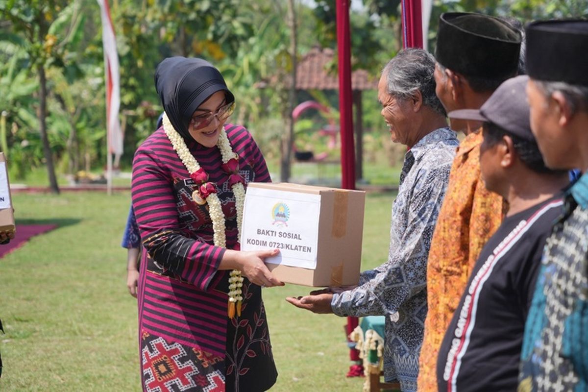 Bupati Klaten Sri Mulyani saat menutu program KBMKB.