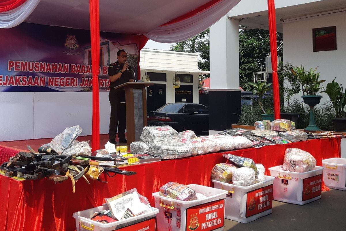 Kepala Kejaksaan Negeri Jakarta Barat, Bayu A Arianto di kantor Kejaksaan Negeri Jakarta Barat, Kembangan, Rabu (30/10/2019).