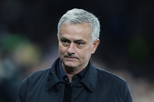 Jose Mourinho Lebih Senang Tinggal di Hotel karena Tak Bisa Memasak