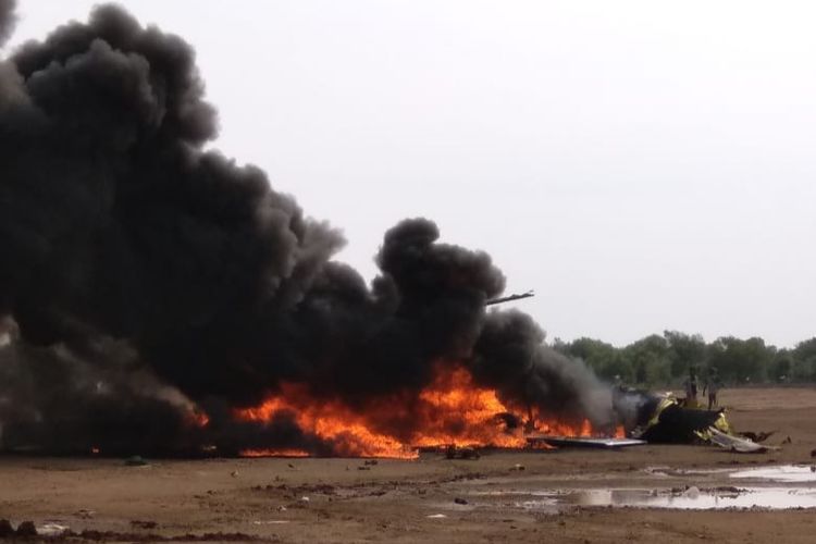 Helikopter Penerbad Semarang jatuh di Kawasan Industri Kendal, Sabtu (6/6/2020).