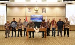 Lewat Perjanjian Jual Beli Gas, PGN Pasok Gas Bumi untuk Industri Kaca di KIT Batang