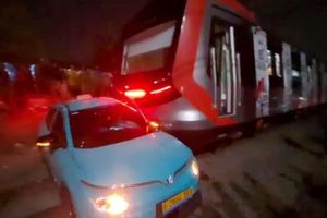 Sopir Taksi Green SM Hanya Jalani 1 Hari Pelatihan sebelum Kecelakaan KRL di Bekasi